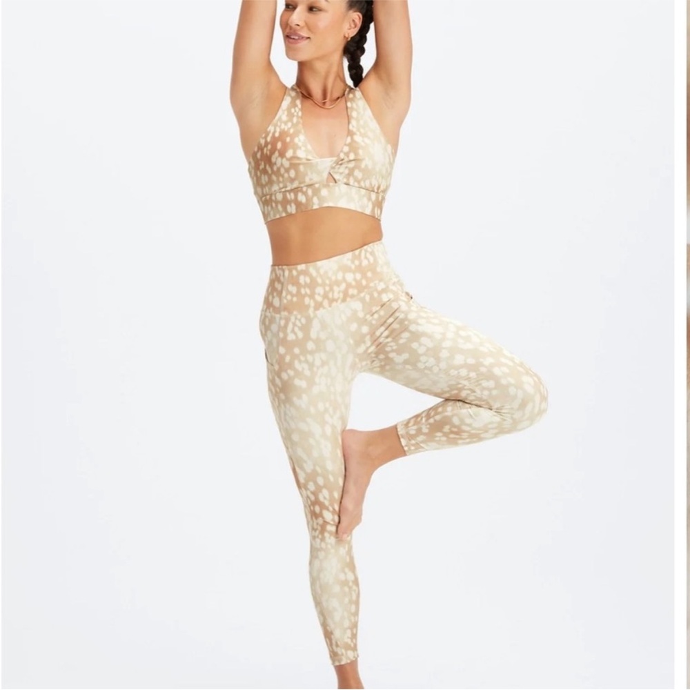 FABLETICS Spotted Doe Bra (S) and Leggings (XS)